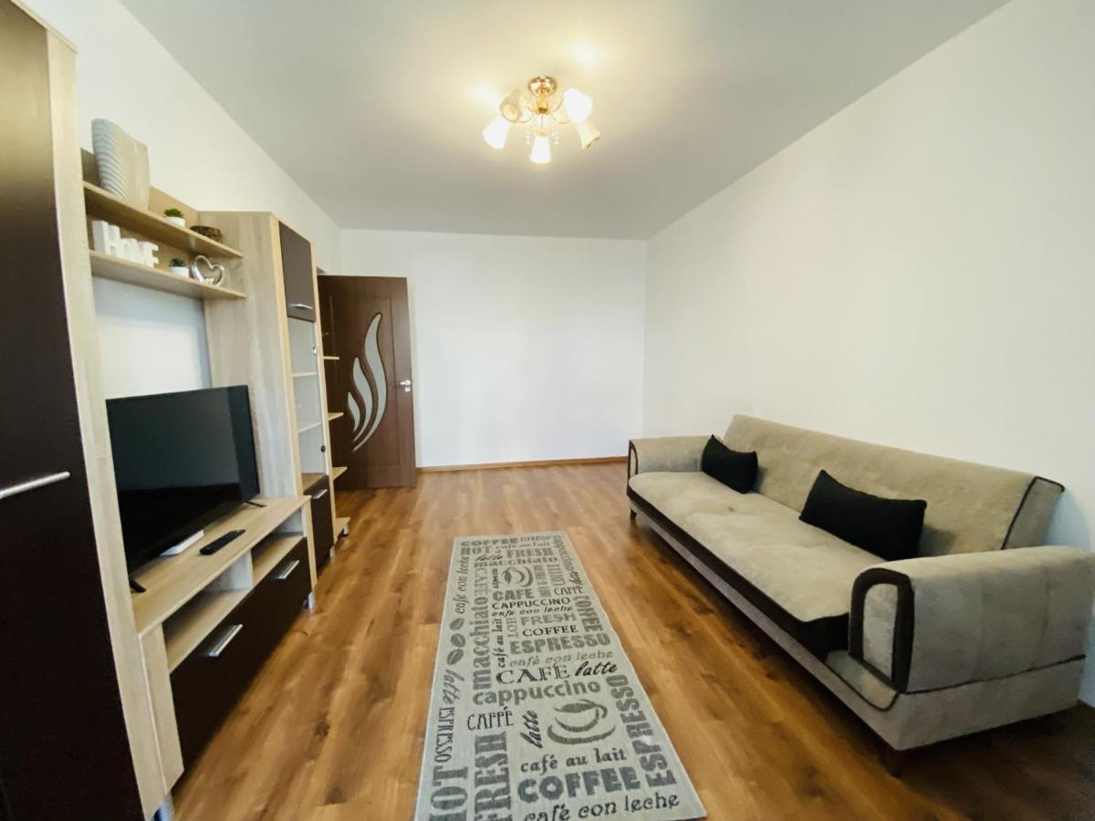 Giulia Apartament *